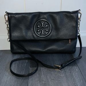 Tory Burch Bombe Foldover Clutch
Convertible Crossbody Soft Blk Pebbled
Leather